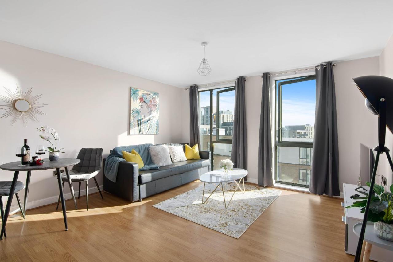 הנדון Spacious & Cosy, Netflix, Parking, Colindale Station מראה חיצוני תמונה