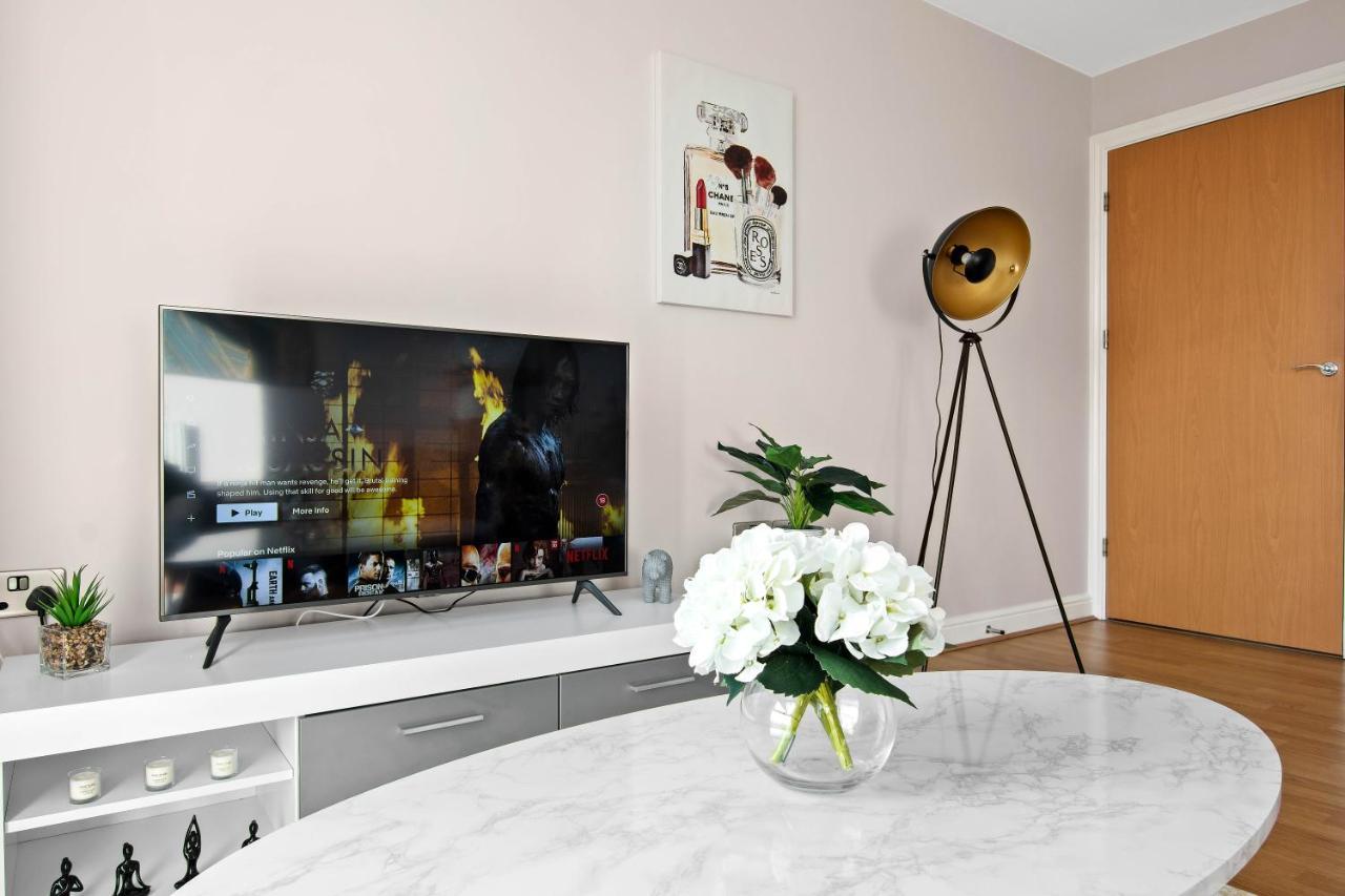 הנדון Spacious & Cosy, Netflix, Parking, Colindale Station מראה חיצוני תמונה